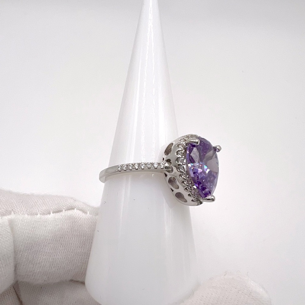 Sale $18 Firm! .925 Sterling Silver Lavender CZ Ring - Picture 3 of 14